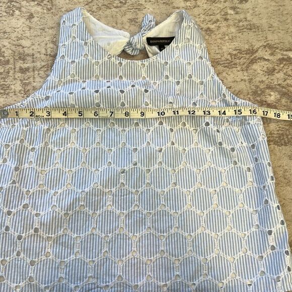 Banana Republic White Cream Boxy Cut Out Tank Top - Picture 5 of 6